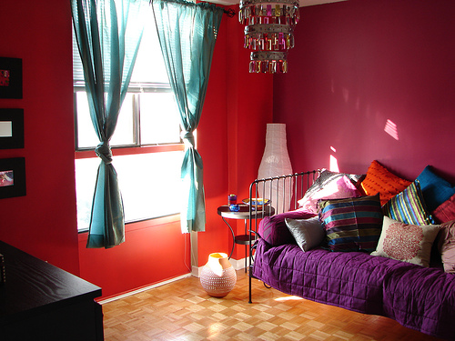 Red-And-Purple-Room-Ideas